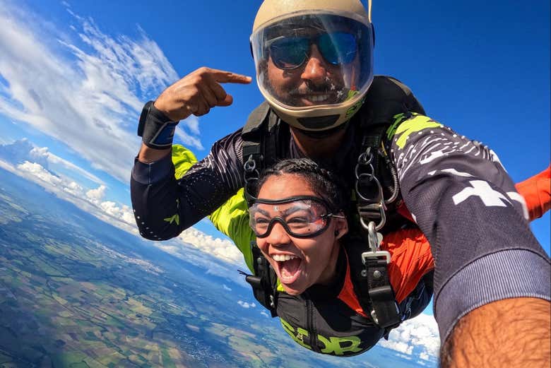 Salto en Paracaídas en San Francisco de Macorís - Civitatis.com