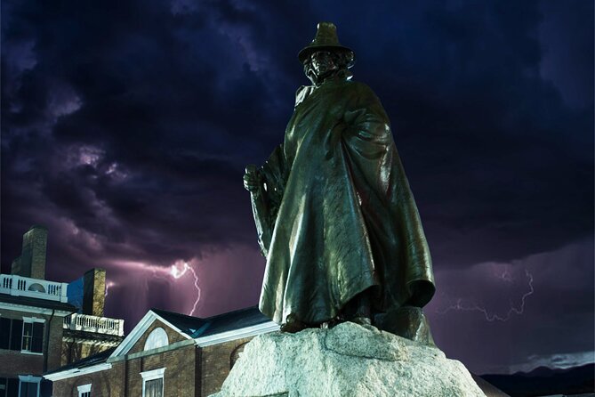 Tour de Las Brujas de Salem: Misterios, Mitos y Magia