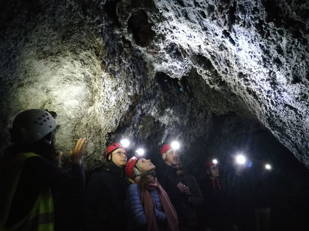 Espeleologia - Visitas Guiadas Cueva de Las Palomas (La Palma)