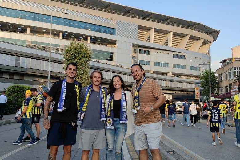 Partido de fútbol en Estambul Con Guía Local - Civitatis.com