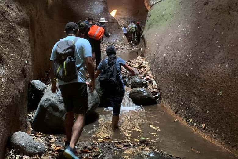 Senderismo por el Callejón del Diablo Desde San Salvador - Civitatis