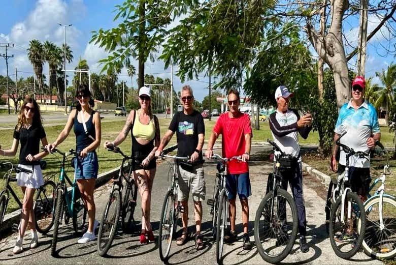 Tour en Bicicleta por Varadero - Reserva Online en Civitatis.com