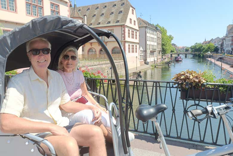 Tour Privado en Bicitaxi por Estrasburgo - Civitatis.com