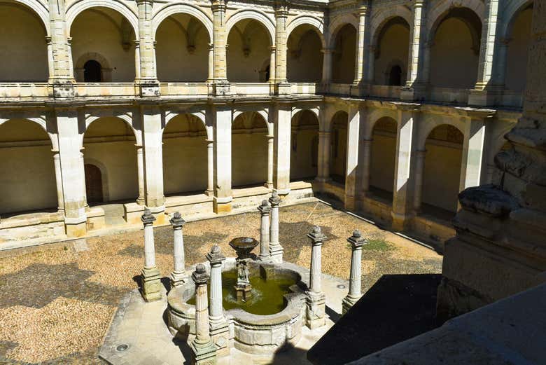 Visita guiada por el Museo de las Culturas de Oaxaca - Civitatis...