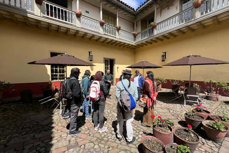 Visita al Museo Casa Marqués de San Jorge + Taller de cerámica...